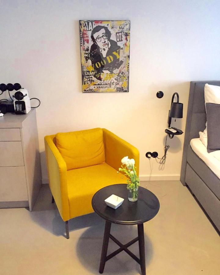 Square Rooms 8 Дюселдорф Екстериор снимка